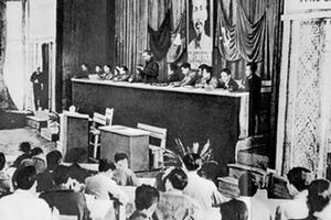 Chuyện Đảng tuyên bố “tự ý giải tán", kế sách khéo léo trước kẻ thù