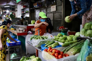 TP HCM vẫn ghi nhận 3.670 ca nhiễm Covid-19 trong ngày đầu mở cửa