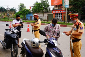 Các trường hợp CSGT được dừng xe kiểm tra, kiểm soát theo quy định mới