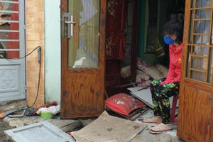 Bình Dương: Vừa mở cửa thì căn nhà phát nổ, một người nguy kịch