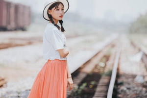 Bình yên tôi có, cả đời chẳng mang tên anh...