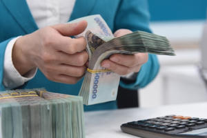 Không hạ chuẩn cho vay nhưng cần linh hoạt trong chính sách "đẩy" vốn