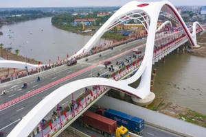 Cận cảnh cây cầu ‘cánh sóng vươn xa’ hơn 2.200 tỷ đồng vừa thông xe ở Hải Phòng