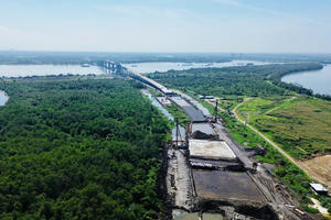 Cầu Nhơn Trạch nên hình hài sắp nối đôi bờ sông Đồng Nai