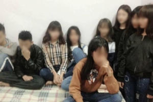 Vụ 9 học sinh trong nhà nghỉ: Có được tự tiện đưa hình ảnh người khác lên mạng xã hội?