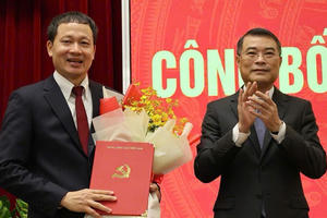 Ông Vũ Hồng Văn làm Trưởng Đoàn ĐBQH tỉnh Đồng Nai