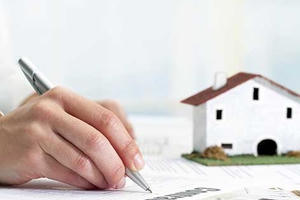 Mua đất bằng giấy viết tay có an toàn?