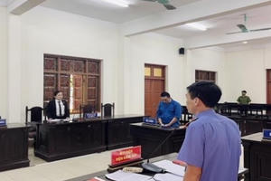 Tuyên Quang: Tuyên phạt 20 năm tù kẻ hiếp dâm 3 con gái ruột