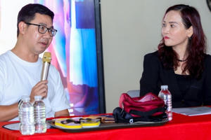 Đạo diễn “Người lắng nghe” lần đầu hé lộ bí mật về poster 3D