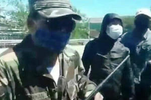 “Bạn ngoài xã hội”