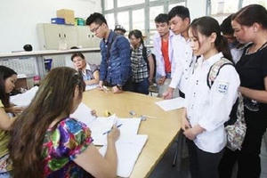Xét tuyển Đại học, Cao đẳng NV1 chưa hết lo thí sinh 'ảo'