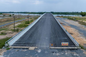 Hai dự án giao thông chậm tiến độ, nguy cơ lãng phí do thiếu đường nối