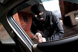 Tên trộm chuyên nghiệp "đóng vai" người tốt trả lại giấy tờ cho nạn nhân