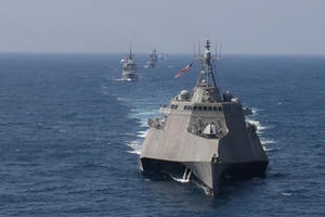 Tàu chiến Mỹ mang tên lửa “nắn gân” Trung Quốc tại Thái Bình Dương