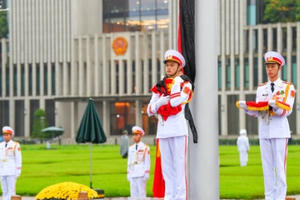 Lễ thượng cờ rủ Quốc tang nguyên Tổng bí thư Lê Khả Phiêu