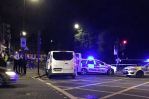 Đâm chém điên cuồng ở London: 1 người chết, 5 người bị thương