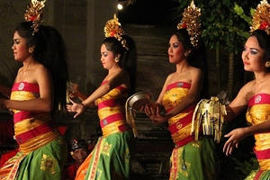 Việt Nam đồng đăng cai tổ chức Lễ hội văn hóa thế giới năm 2017