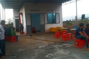 Kon Tum: Ra ao sau nhà chơi, 2 anh em bị đuối nước thương tâm