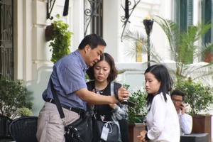 Phóng viên quốc tế chạy đua "săn tin" trước thềm Hội nghị thượng đỉnh Mỹ - Triều Tiên ở Hà Nội