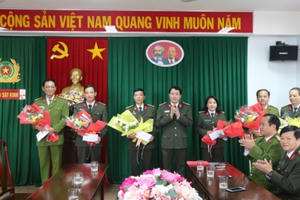 Thừa Thiên Huế: Khen thưởng thành tích phá án trong những ngày đầu năm mới