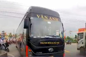 Thanh Hóa: Tước GPLX 3 tháng tài xế nhà xe Vân Anh đi ngược chiều