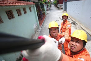 Cuối năm nay sẽ có biểu giá bán lẻ điện bậc thang mới