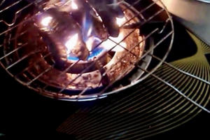 Nửa đêm đốt bồ kết phòng dịch corona, nghìn dân chung cư nháo nhác chạy