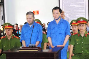 Thừa Thiên-Huế: Giết người vì nhậu nhẹt, hát hò trong đêm