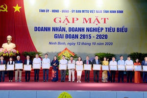 Ninh Bình: Tổ chức gặp mặt nhân kỷ niệm Ngày Doanh nhân Việt Nam