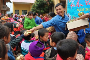 Hơi ấm vùng cao “Chung một tấm lòng”