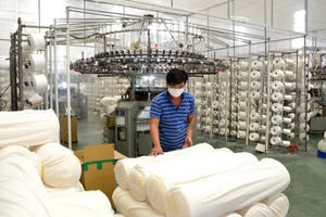 TPHCM gấp rút sản xuất hàng triệu khẩu trang vải kháng khuẩn