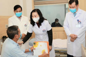 Hà Nội kiểm tra đột xuất việc kiểm soát nhiễm khuẩn tại các cơ sở y tế