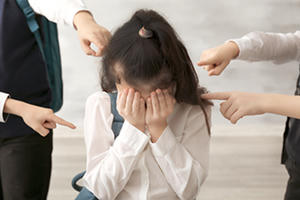 Ngăn chặn bạo lực học đường: Chỉ nói thôi chưa đủ!