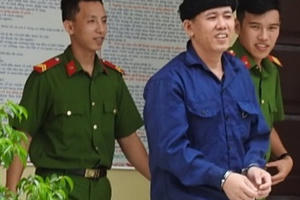 Bé gái sinh con sau 9 lần bị chú dượng xâm hại