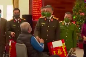 Bộ Trưởng Bộ Công An thăm hỏi, chúc Tết Thương bệnh binh