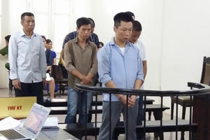 Chủ không sang uống rượu, nhân viên bị đâm tử vong