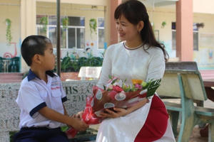 'Mùng 3 tết Thầy' và mối quan hệ thầy trò…