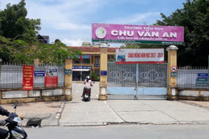 Clip "đoán xem bao nhiêu người trên xe máy" gây xôn xao mạng xã hội