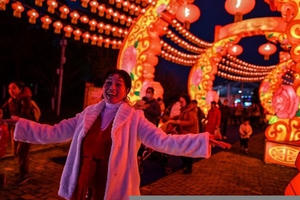 Hình ảnh tưng bừng chào đón Tết Tân Sửu ở các nước trên thế giới