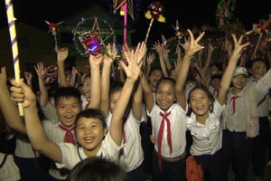 Đêm hội trăng rằm – Đưa Trung thu về với biển, đảo Đêm hội trăng rằm – Đưa Trung thu về với biển, đảo