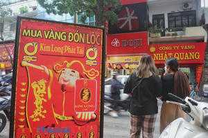 Giá Vàng tìm đỉnh mới, Vietlott 186 tỷ đồng miệt mài tìm chủ nhân