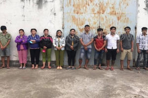 Triệt phá "ổ bạc" giữa lòng hồ Trị An