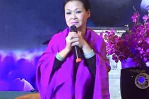 Khánh Ly: “Đừng gọi tôi là danh ca hay tượng đài”