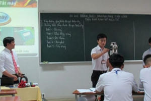 Vụ “học sinh yếu ở nhà khi thi giáo viên giỏi”: Bộ trưởng chỉ đạo kiểm tra Vụ “học sinh yếu ở nhà khi thi giáo viên giỏi”: Bộ trưởng chỉ đạo kiểm tra