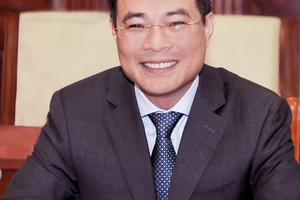 Thống đốc Lê Minh Hưng nói gì về điều hành lãi suất, tỷ giá 2017?