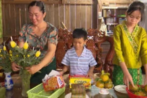 Người Lào đón tết Việt tại Đắk Lắk