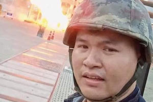 Thái Lan tiêu diệt binh sĩ thảm sát 25 người tại trung tâm thương mại Thái Lan tiêu diệt binh sĩ thảm sát 25 người tại trung tâm thương mại