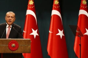 Tổng thống Thổ Nhĩ Kỳ tuyên bố tình trạng khẩn cấp trên toàn quốc