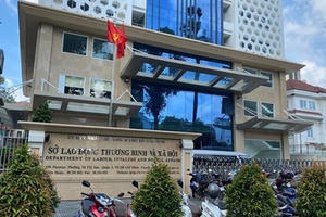 UBND TP HCM yêu cầu Sở LĐTB&XH công khai việc sử dụng tiền hỗ trợ phòng chống dịch