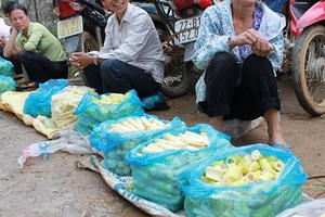 Đi xem chợ Tết của người vùng cao